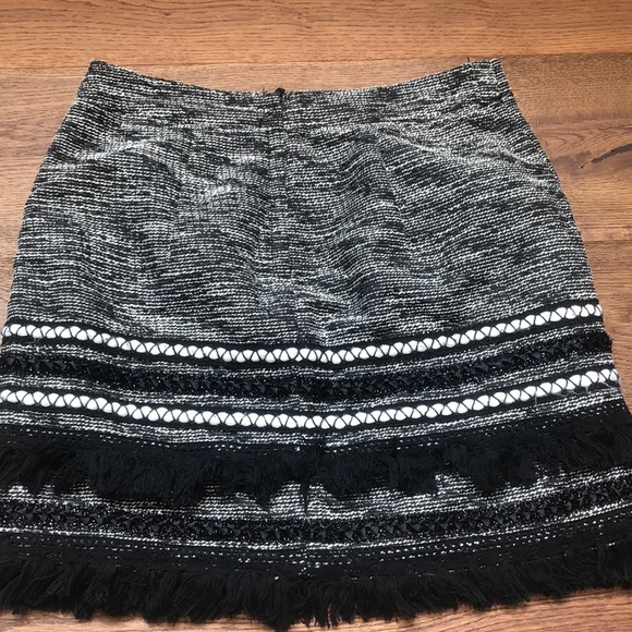 H&M Skirt - Picture 5 of 6